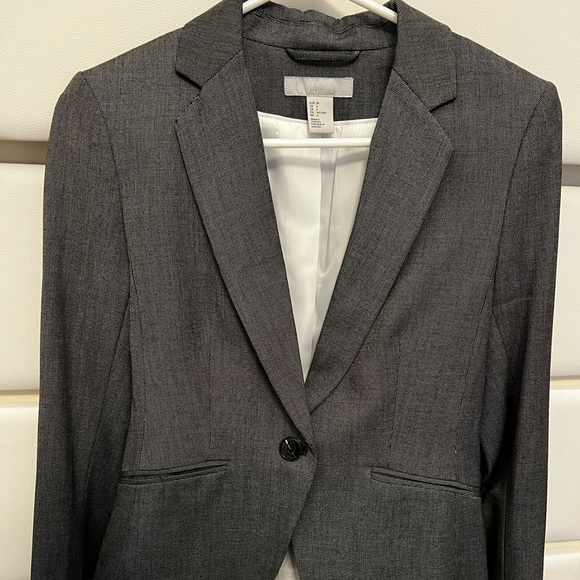 Grey Blazer - Picture 3 of 4